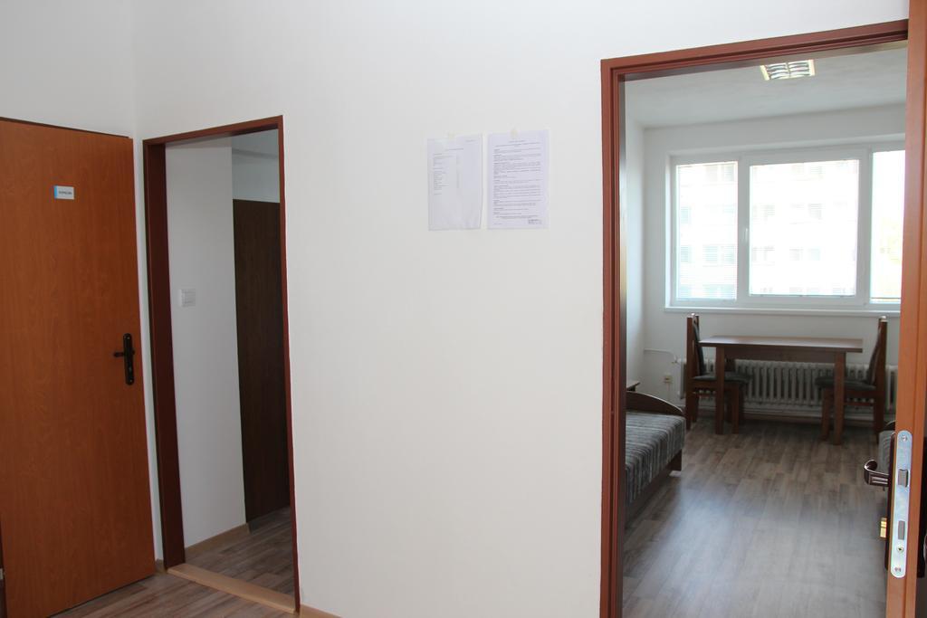 City Building Šaca Δωμάτιο φωτογραφία